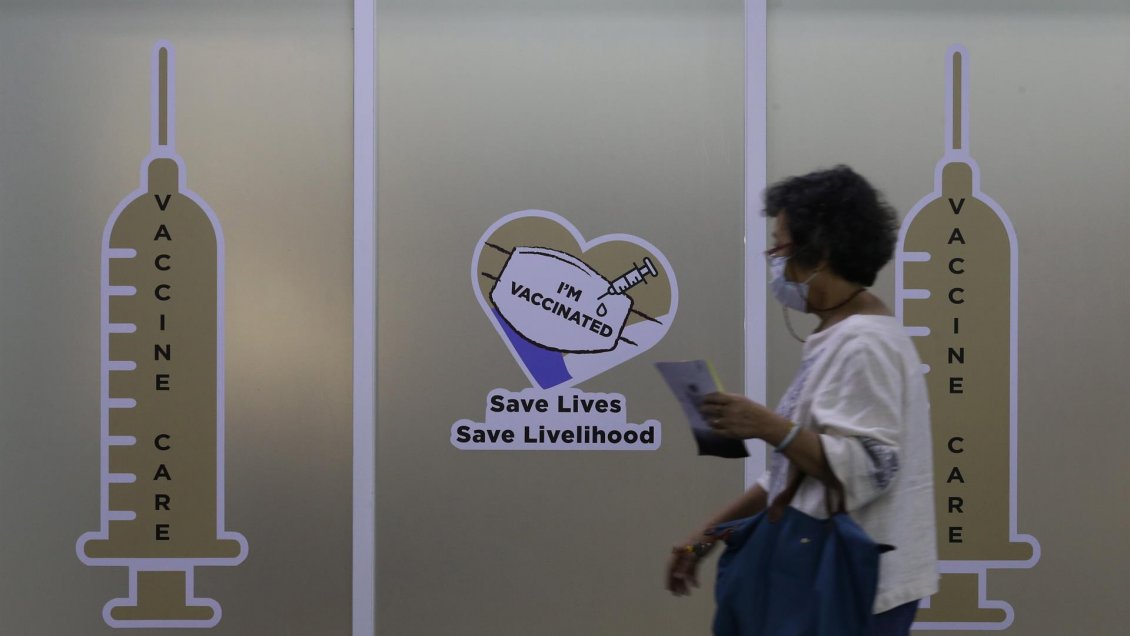 La variante ómicron ya es la dominante en el mundo, con casi un 60 por ciento de casos