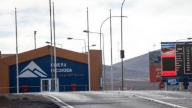 Minera Escondida informó más de 300 casos activos de Covid-19