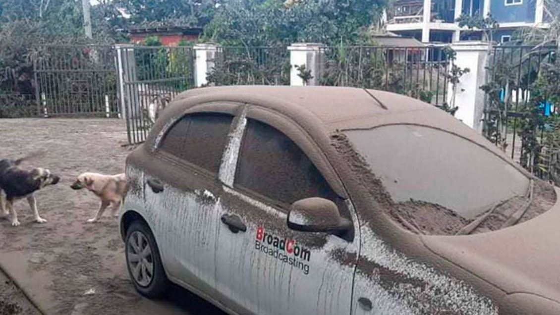 Sobreviviente de Tonga: El cielo se oscureció en minutos, no había nada que hacer y entramos en pánico