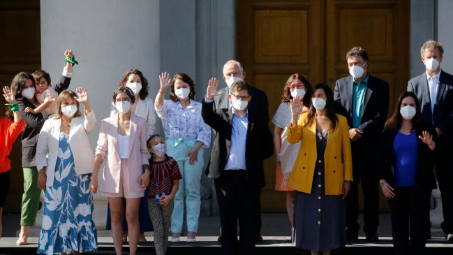 Las reacciones de los partidos al nombramiento del primer gabinete de Boric