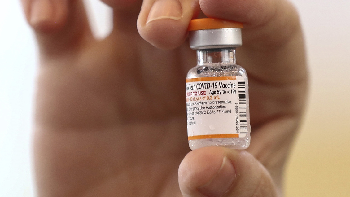 La vacuna de refuerzo es segura y produce inmunidad, según un ensayo clínico