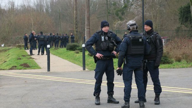 Encuentran cuerpo de un niño en una maleta: La madre es la única sospechosa