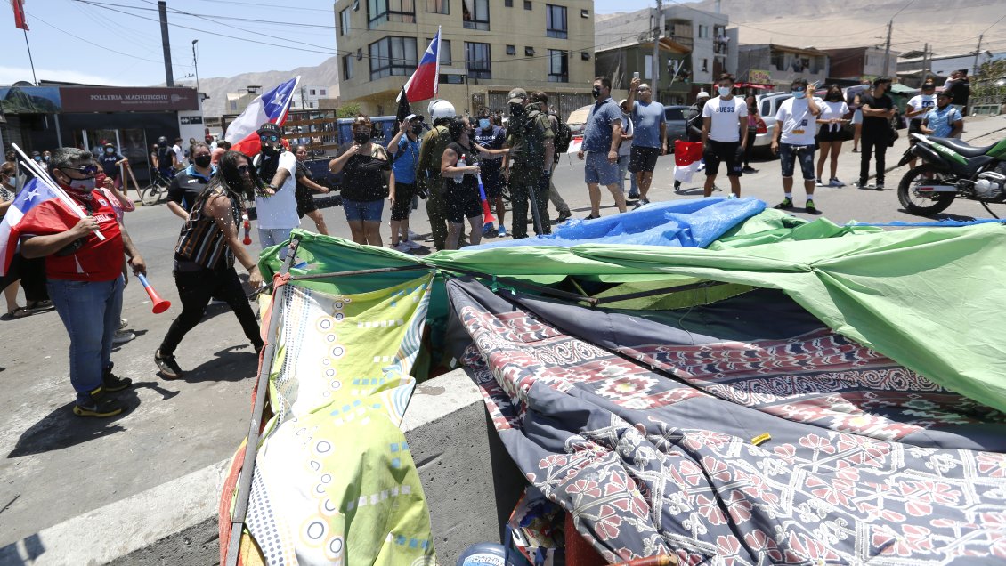 Protestas, bloqueos y marchas en jornada de paro anti delincuencia en Tarapacá