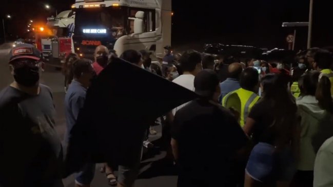Camioneros de Arica anunciaron que intensificarán cortes de ruta tras bloqueos de accesos de la región