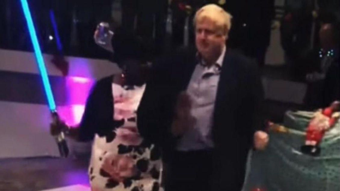 Renunció otra asesora de Boris Johnson, quinta dimisión de altos cargos debido al 