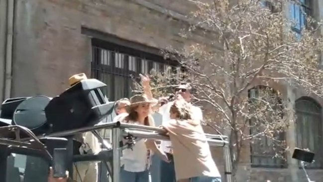 Hospital UC se querelló contra participantes de protesta antivacuna