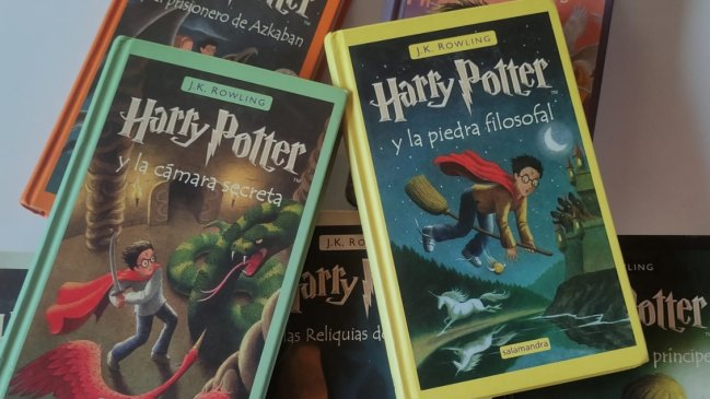   Párroco estadounidense organizó quema de libros de Harry Potter por 