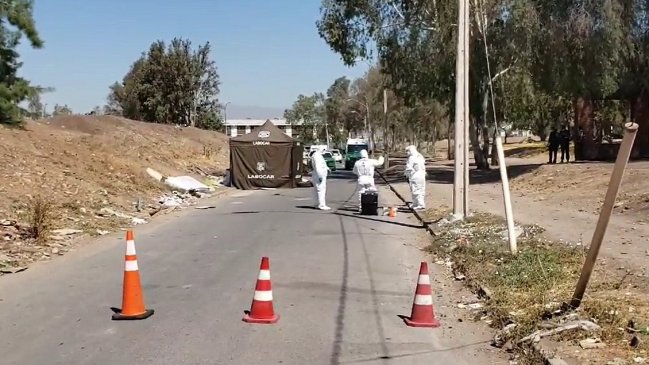 Renca: Hombre fue hallado muerto en medio de la basura
