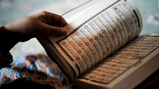  Hombre fue linchado tras ser acusado de quemar páginas del Corán en Pakistán  