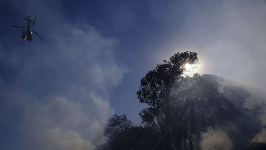 Se mantienen dos alertas rojas por incendios forestales en Collipulli y Galvarino