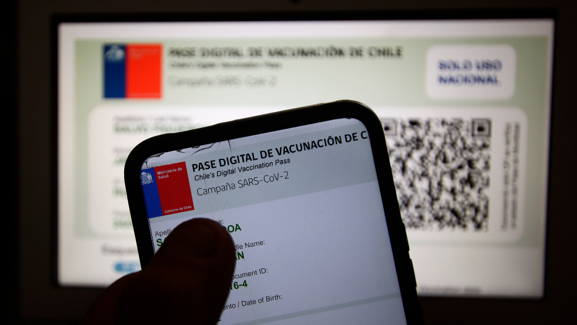 Casi 900 mil personas tienen el pase de movilidad inhabilitado por no vacunarse