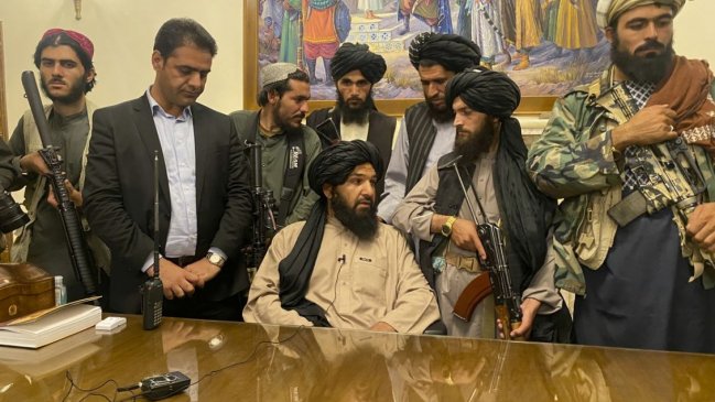   Los talibanes cumplen medio año en el poder sin reconocimiento internacional 