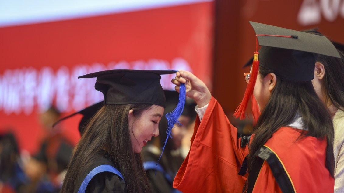 China dará ayudas al empleo ante cifra récord de graduados universitarios