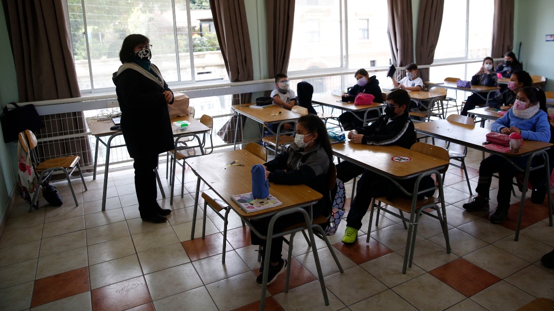 Gobierno: Las clases presenciales serán obligatorias en toda fase del plan Plaso a Paso