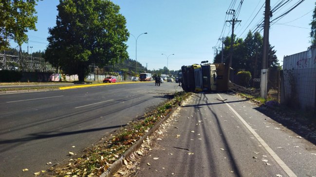 Nueve personas resultaron lesionadas tras irresponsable maniobra de un auto en Temuco