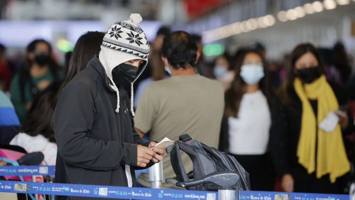 Aerolíneas piden acabar con las barreras a los viajes con el Covid-19 en retroceso