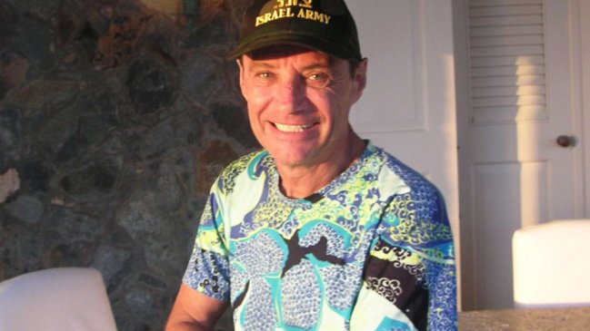 Ex colaborador de Jeffrey Epstein es encontrado muerto en su celda en París