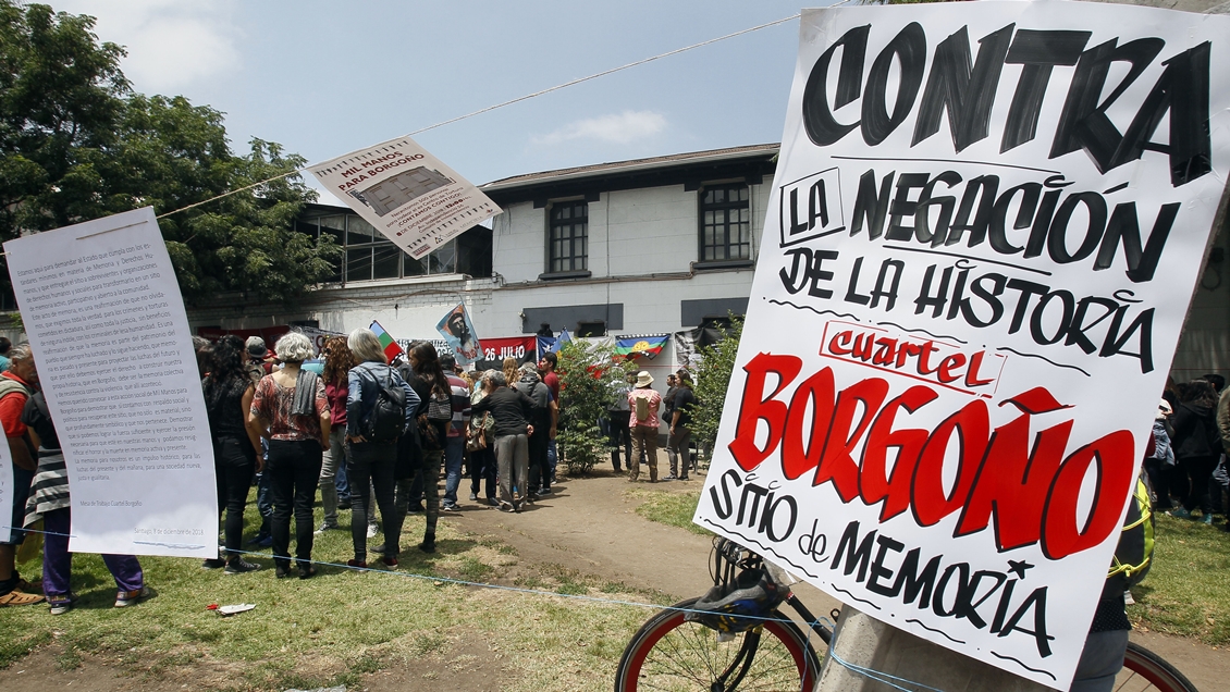 Ministra en visita acusó a jefe de operaciones de la CNI de reiterada aplicación de tormentos