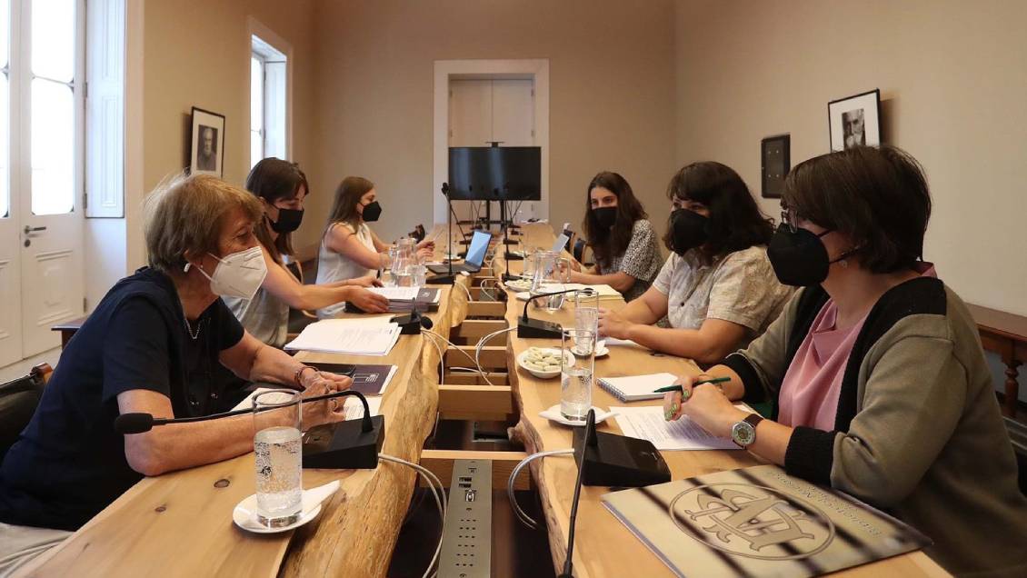 Ministra Valdés se reunió con futura ministra de Cultura Julieta Brodsky