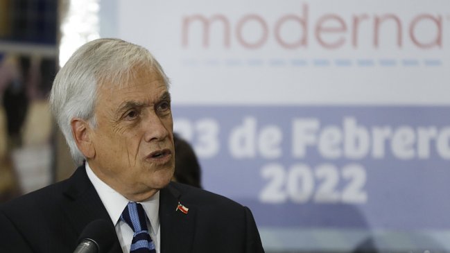 Gobierno recibió el primer lote de vacunas de Moderna contra el Covid-19