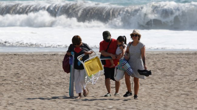 Paso a Paso: Minsal anunció cambios en 14 comunas de Chile