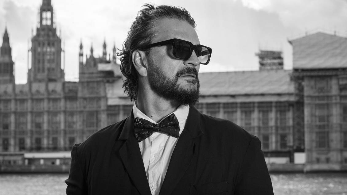 Ricardo Arjona llega a la literatura: lanzó libro sobre su álbum 