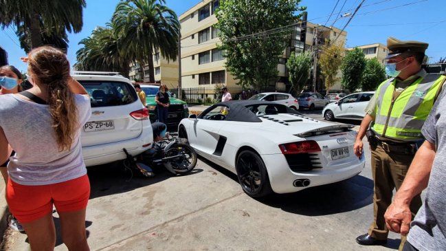 Motoristas encañonan a hombre para robarle un Audi en Viña del Mar: Víctima les lanzó el auto