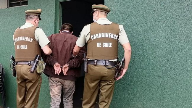 Carabineros detuvo a ebrio en Temuco: Tenía ocho órdenes pendientes