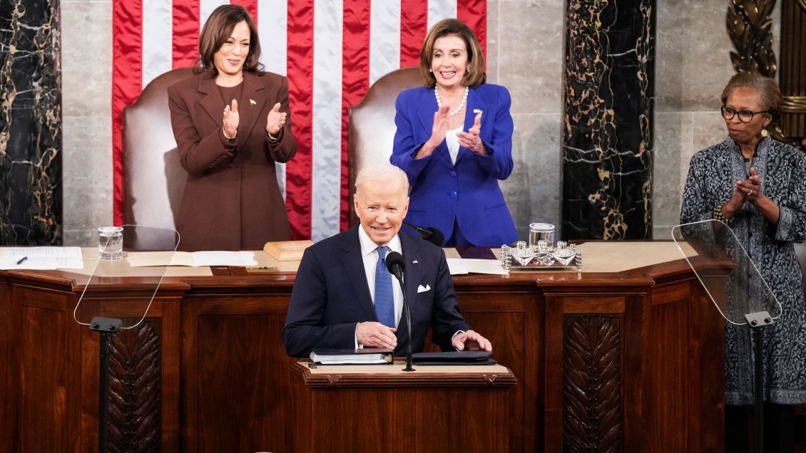 Biden anunció el cierre del espacio aéreo de EEUU a las aerolíneas rusas