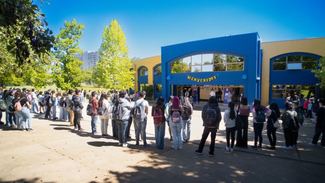 Tras dos años de clases a distancia, Universidad de Talca dio la bienvenida a sus nuevos estudiantes