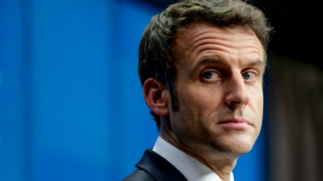 Macron va por la reelección e invitó a los franceses a 