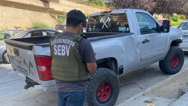 Cae banda que baleo a hombre para robar camioneta en Concón: Hubo armas y mascarilla PDI incautadas