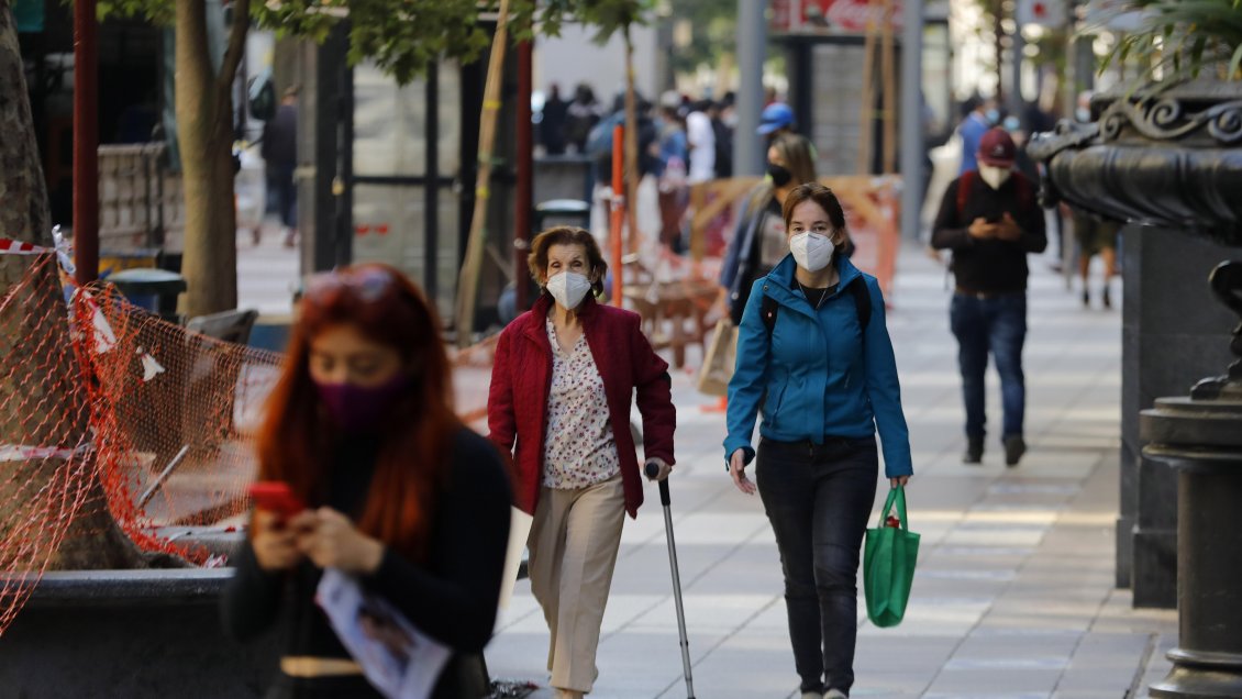 Empleo en tiempos de Covid: Más de la mitad de las mujeres inactivas debe hacer labores domésticas no remuneradas
