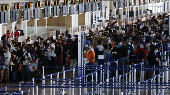 Aerolíneas piden suspender restricciones al ingreso de turistas