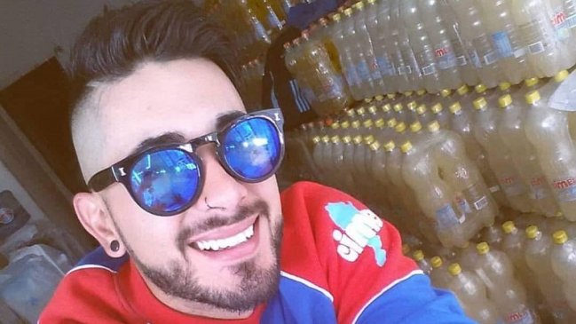 Pasó de repartir agua a ser estrella porno: 