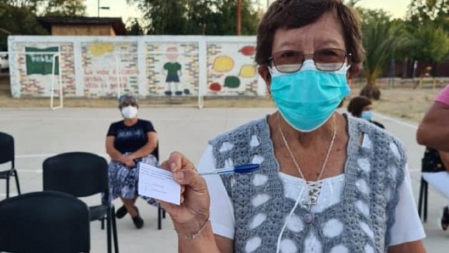 Realizan consulta ciudadana por mejoramiento a ruta de sector El Manzano en Las Cabras