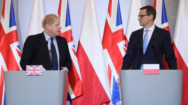  Reino Unido y Polonia cooperarán para que la ayuda militar llegue a Ucrania  