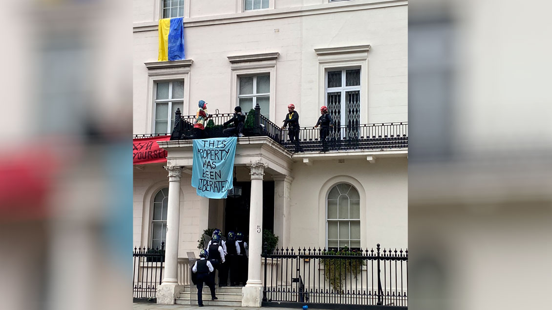 Okupas se tomaron la mansión Londres de un magnate ruso en Londres como protesta