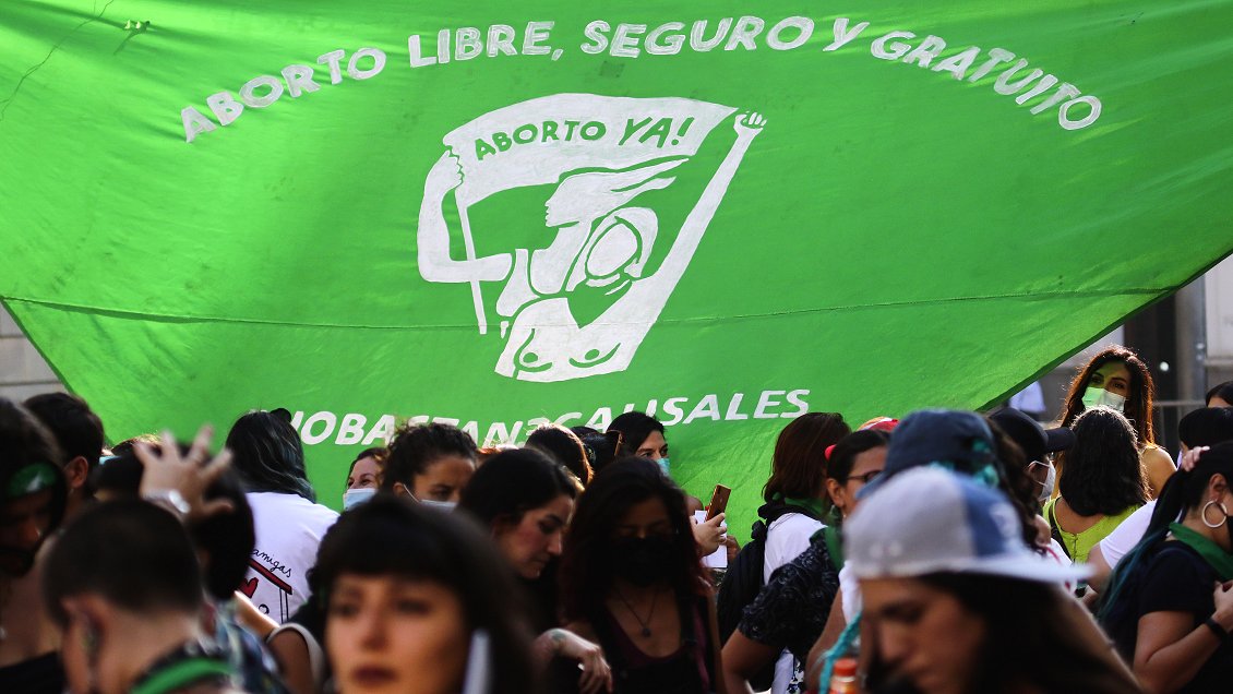 Pleno de la Convención Constitucional aprobó el derecho al aborto