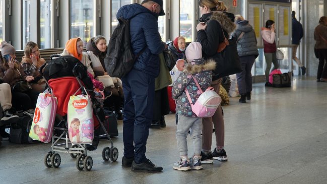   Las ciudades polacas están desbordadas por la llegada de refugiados 
