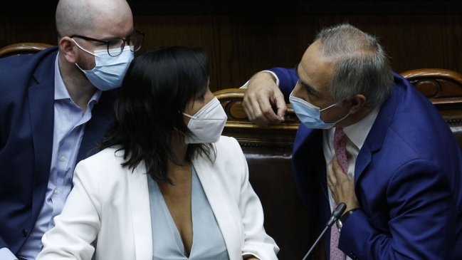 Siches decidió no querellarse por el baleo en Temucuicui; sí lo hará, en cambio, Francisco Chahuán