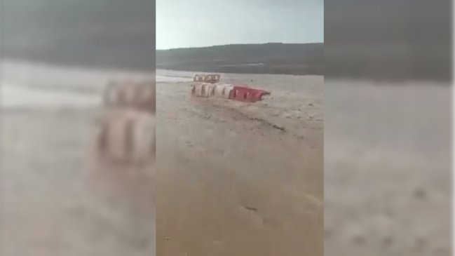 Registran bajada de caudal de lodo en Sierra Gorda