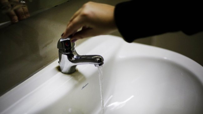 Sectores de Antofagasta estarán más de 40 horas sin agua por culpa del sistema frontal
