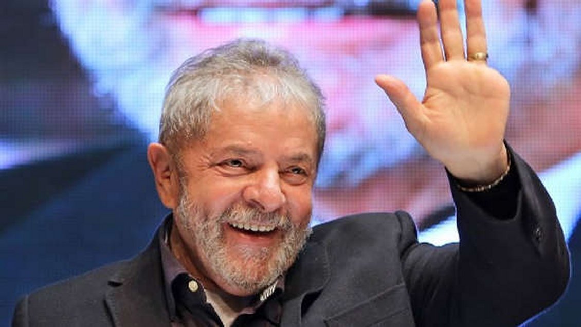 Lula mantiene ventaja para elecciones y Bolsonaro gana impulso, según sondeo