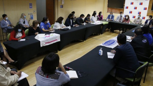 Minsal tuvo primera reunión oficial con representantes de la Fenats