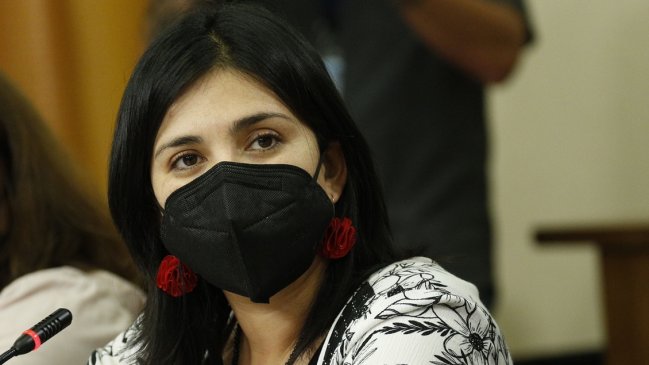 Karol Cariola tras seguidilla de críticas de Jadue al Gobierno: 