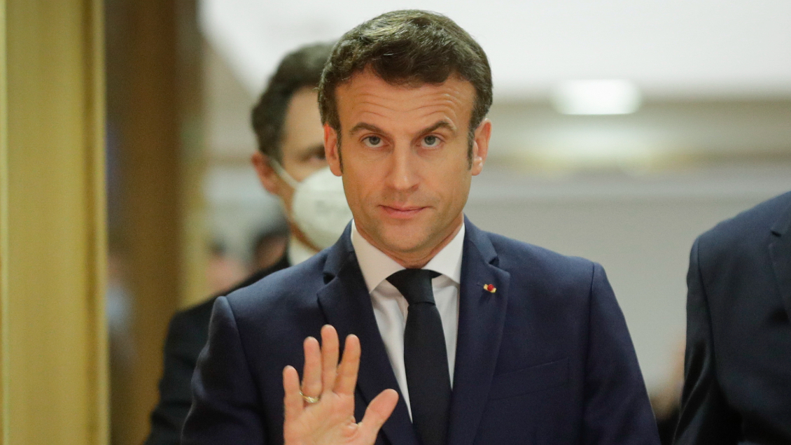 Macron luego de que Biden llamara 