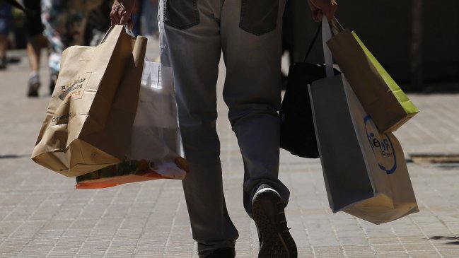 Tras meses con cifras históricas, ventas del comercio 