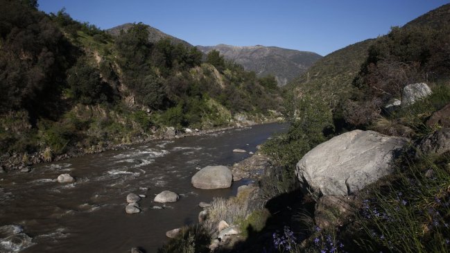 Canalistas de San José de Maipo recurren de protección por central Las Lajas