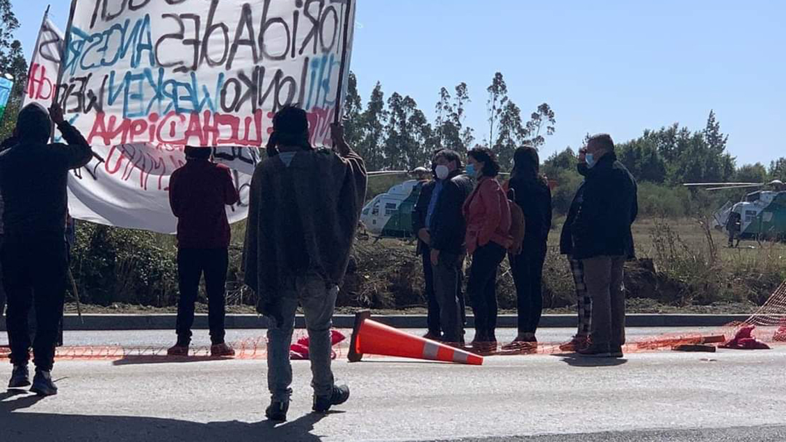 Barricadas y manifestantes impidieron llegada del subsecretario Monsalve a Cañete